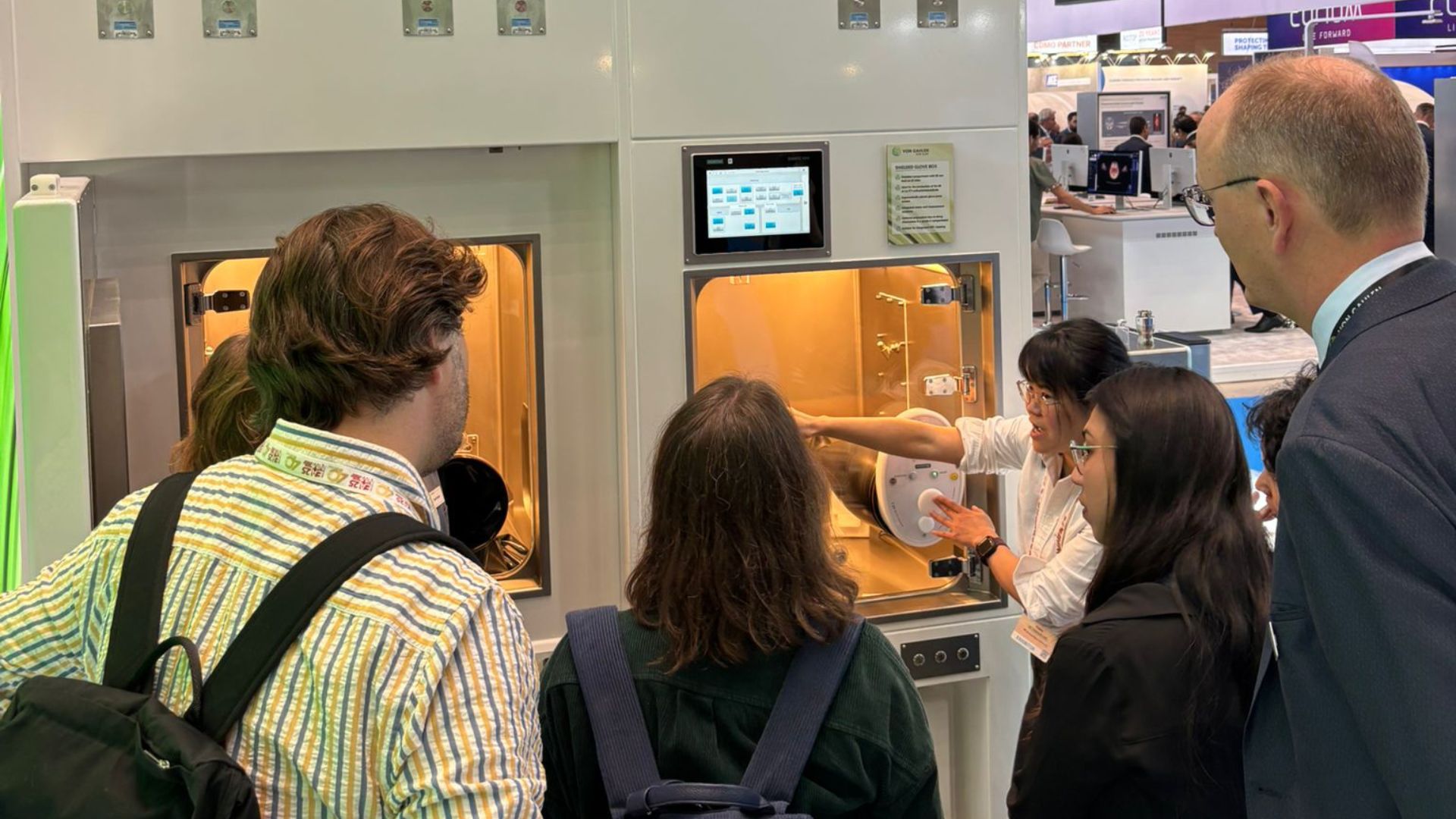 Active glove integrity testing